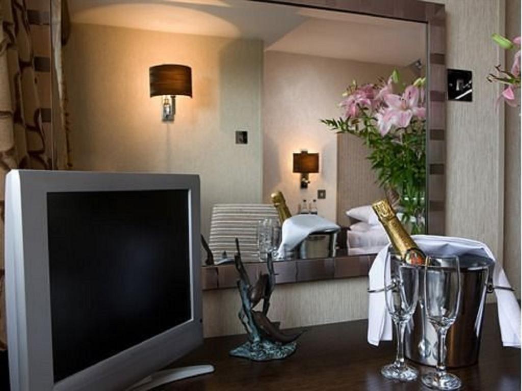 Malin Court Hotel And Restaurant エアー 部屋 写真